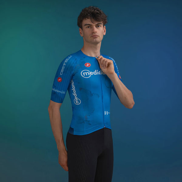 maglia-azzurra-carousel-giro-page.jpg